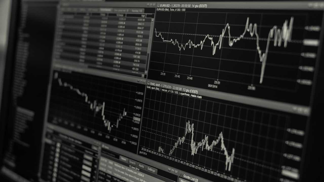 Stakeholder Information Management Software Buying Guide