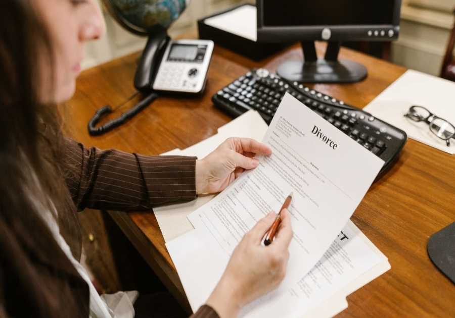 Who Should Safeguard the Inheritance You Leave for Your Child in Indiana?
